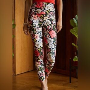 Beyond Yoga High Rise Midi Leggings in Red Motif Floral